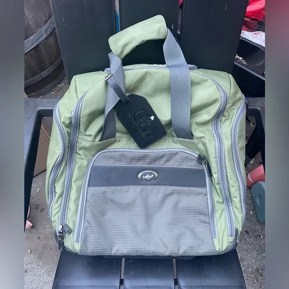 Eagle Creek Olive and Gray Softside Rolling Duffel Bag - Picture 1 of 5